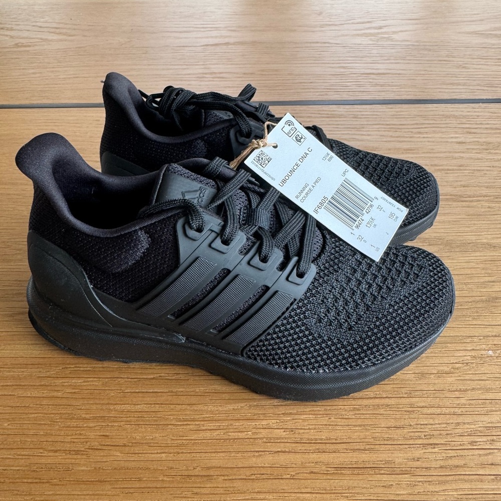Adidas UBOUNCE DNA Children’s Sneakers